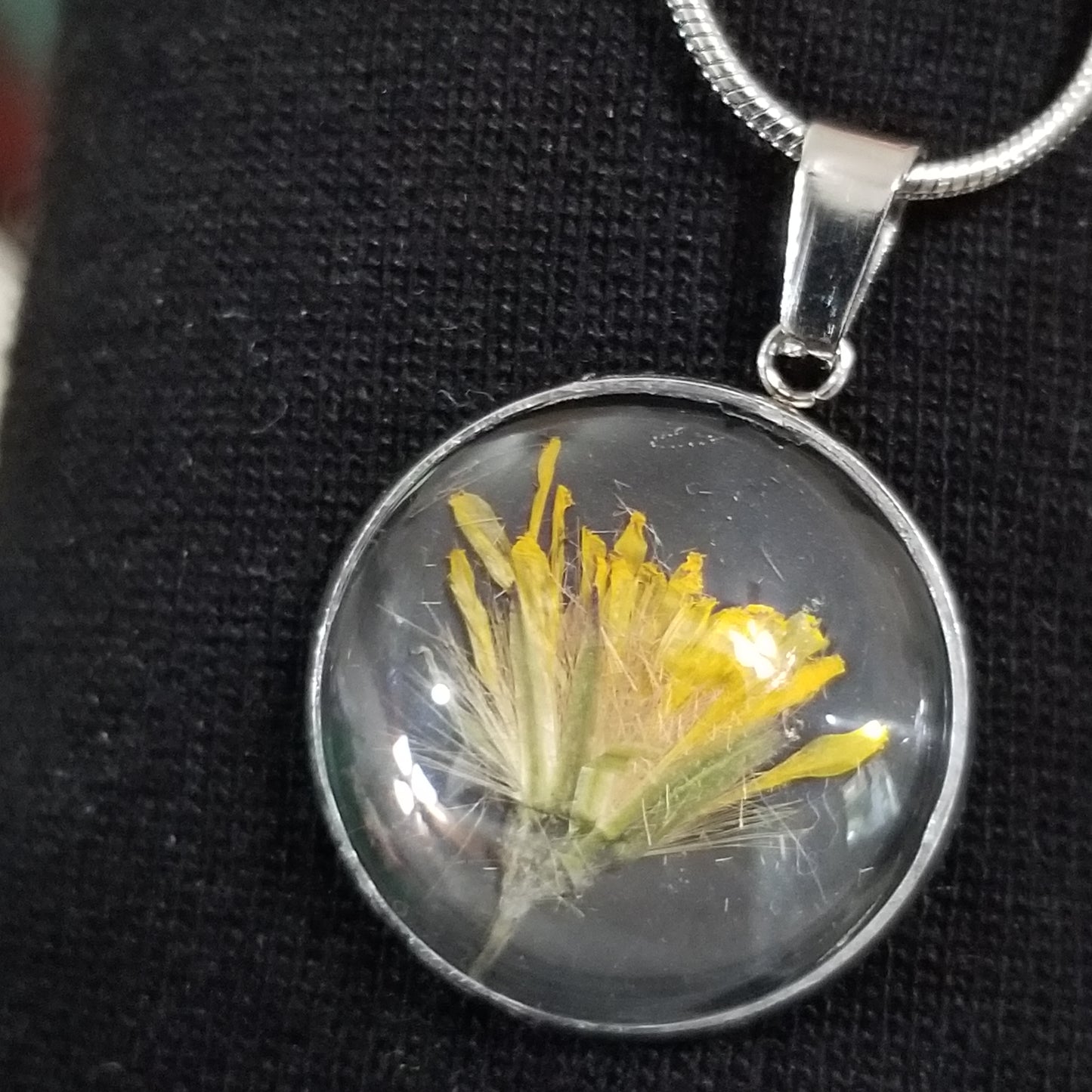 Pressed flower pendants