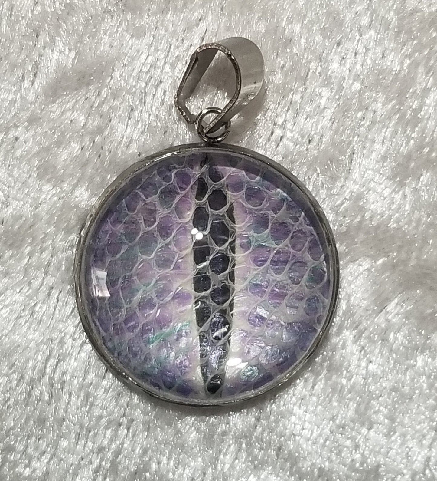 Dragon eye pendants