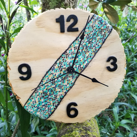 Snake skin clock